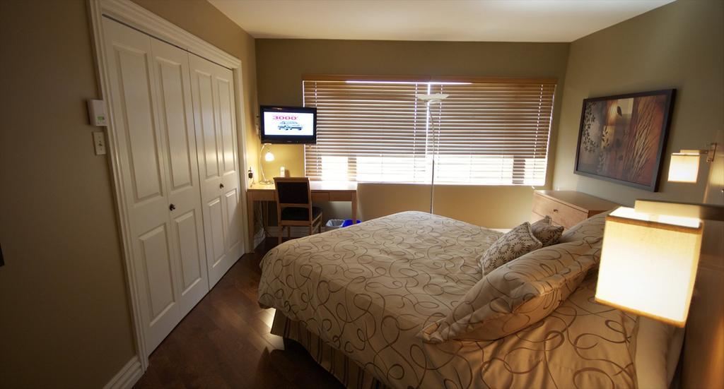 Hotel Le Voyageur Sept-Îles Kamer foto